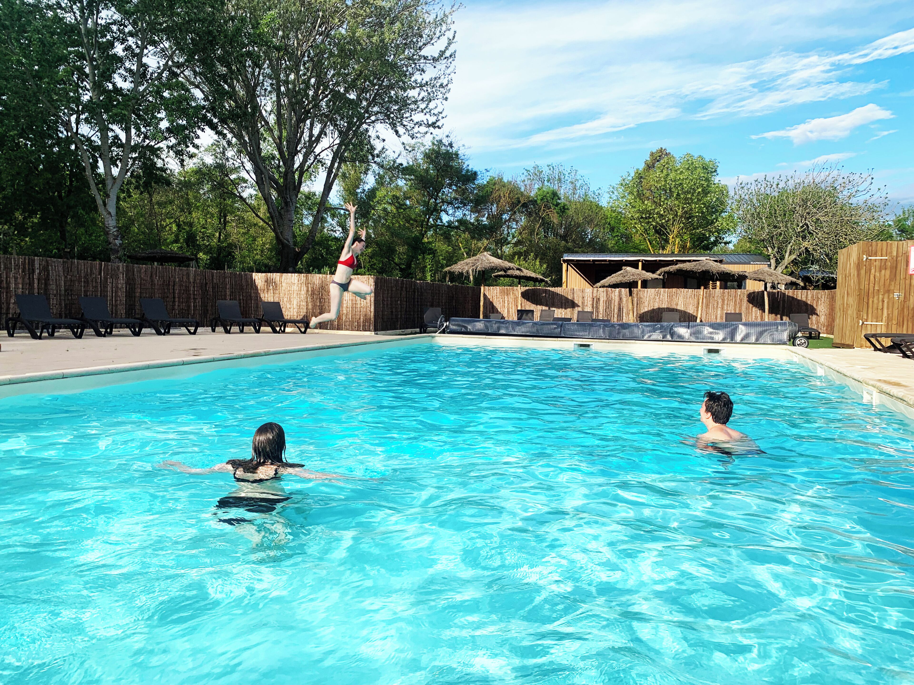 Außenpool (je nach Saison geöffnet)