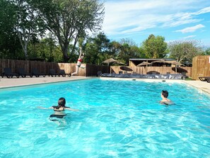 Seasonal outdoor pool - Camping Val De Cesse  (Mirepeisset)