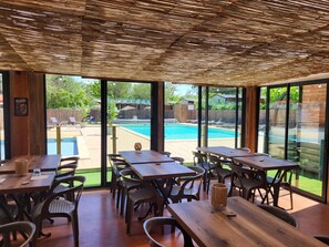 Restaurant - Camping Val De Cesse  (Mirepeisset)