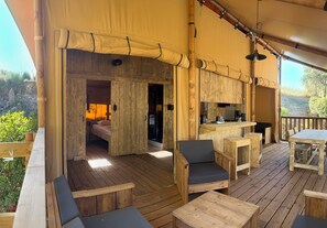 Tenda Deluxe, vista resort | Terrazza/patio