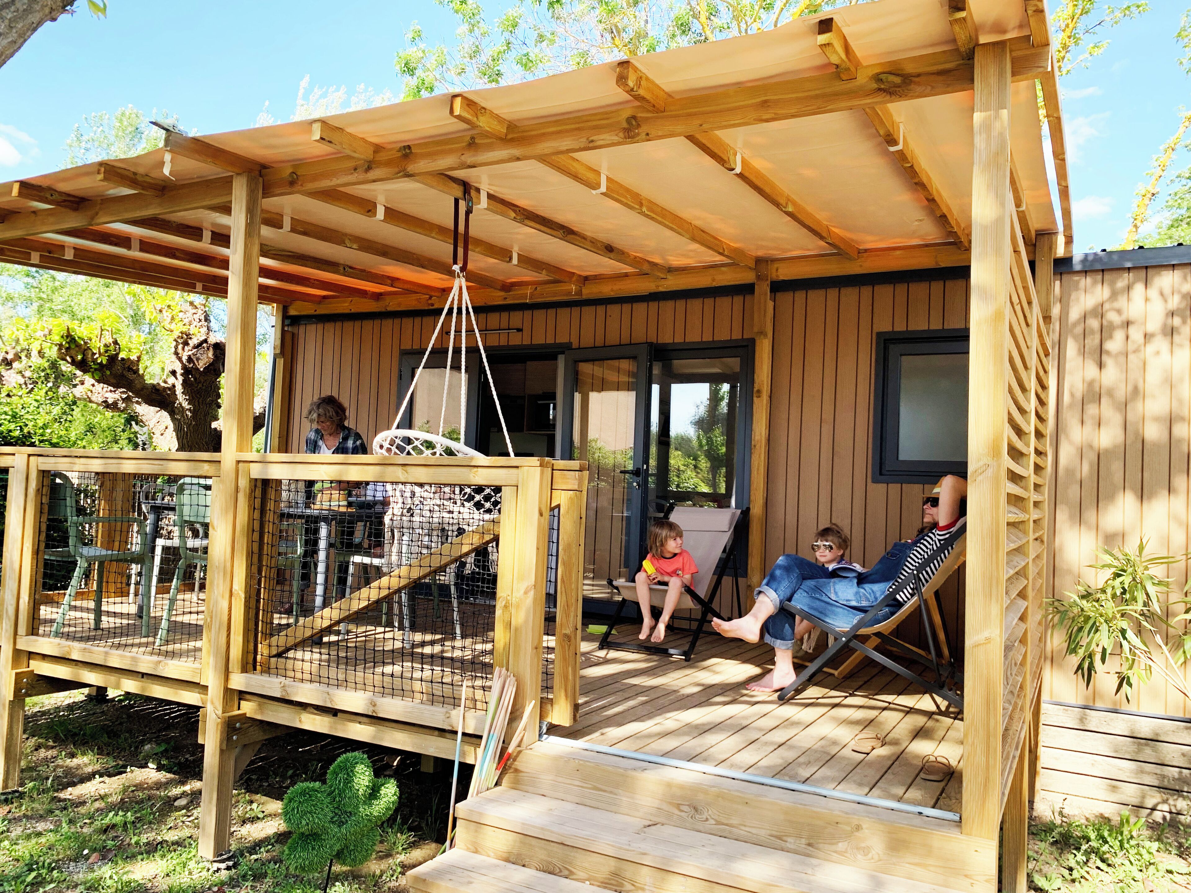 Mobile Home Supérieur, vue jardin | Fer et planche à repasser, Wi-Fi gratuit