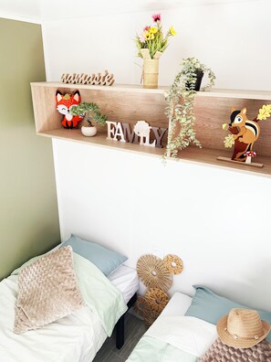 Superior Mobile Home, Garden View - Camping Val De Cesse  (Mirepeisset)