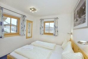 4 bedrooms, bed sheets - Wald im Pinzgau Tranquil Getaway (Wald im Pinzgau)