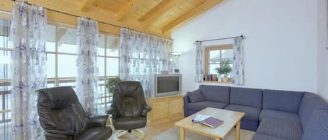 House | Living room