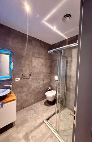 Hair dryer, towels, toilet paper