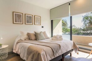 1 bedroom, desk, iron/ironing board, WiFi