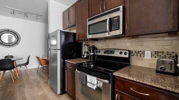 Apartment, Accessible | 1 bedroom, Internet