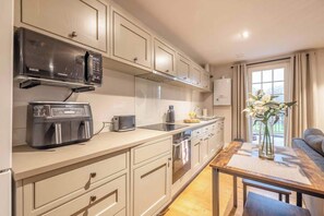 Fridge, microwave, oven, dishwasher