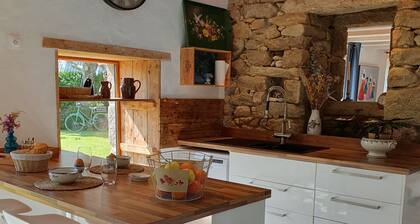 Hübsches Steinhaus mit großem Garten für 6