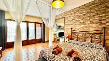 1 chambre, fer et planche Ă repasser, Wi-Fi, draps fournis