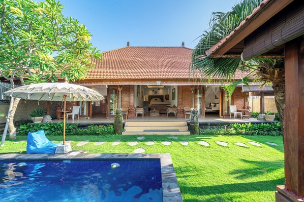 Front of property - Nelayan Home Villa (Canggu)