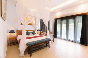 Classic Villa, Garden View | 2 bedrooms, in-room safe, desk, laptop workspace - Nelayan Home Villa (Canggu)