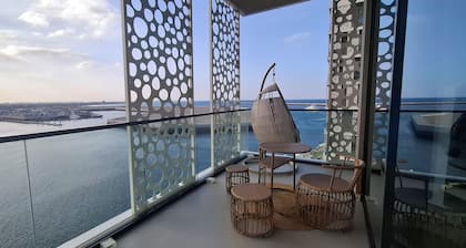 Luxury marina view apartment in juman 2