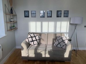 TV, offices - Stylish flat in Northern Quarter by City SuperHost (Manchester)