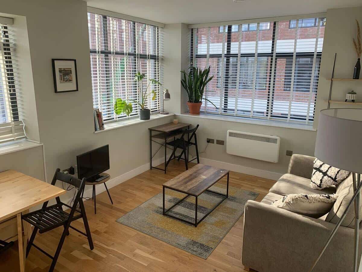 TV, offices
