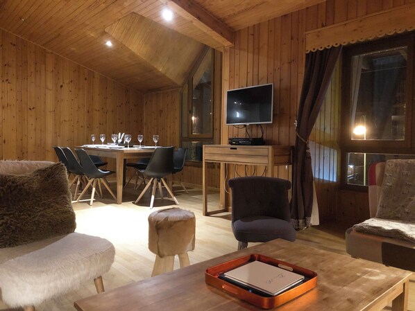 Smart TV, video games