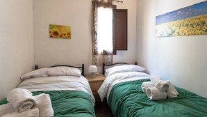 2 間睡房、熨斗/熨衫板、可攜式嬰兒床、Wi-Fi