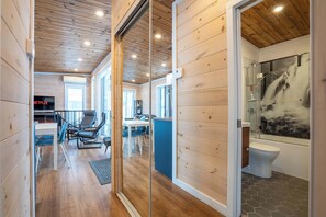 Interior - Nature - Tranquility - Hiking | Chalet FloFie (La Minerve)