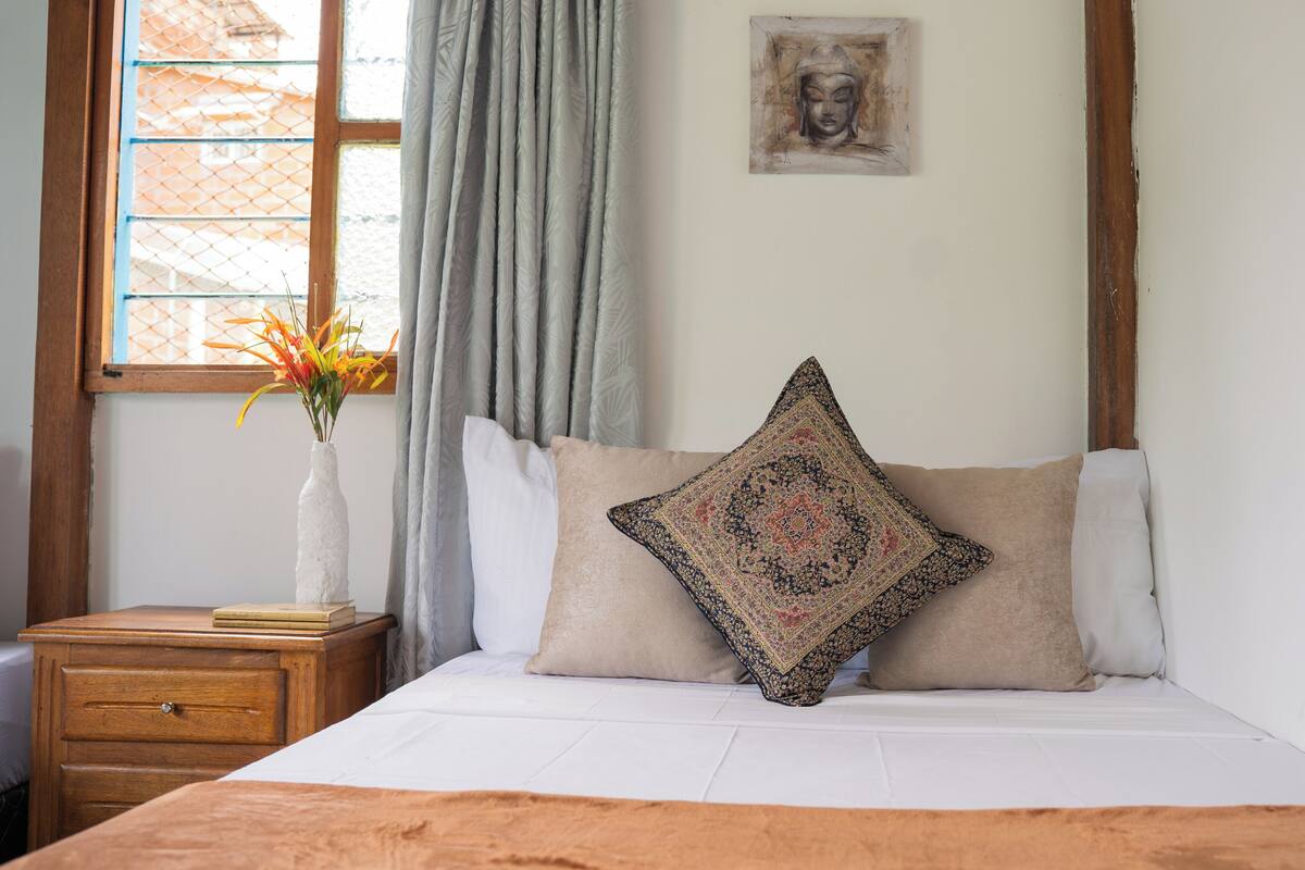 Deluxe Double Room, Balcony, Garden View | WiFi (free)