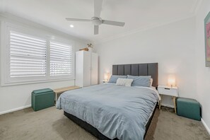 3 bedrooms, iron/ironing board, free WiFi
