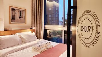 Chambre Double, vue ville