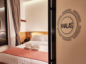 Double Room, Courtyard View | Peti besi dalam bilik, kalis bunyi, Wi-fi percuma 