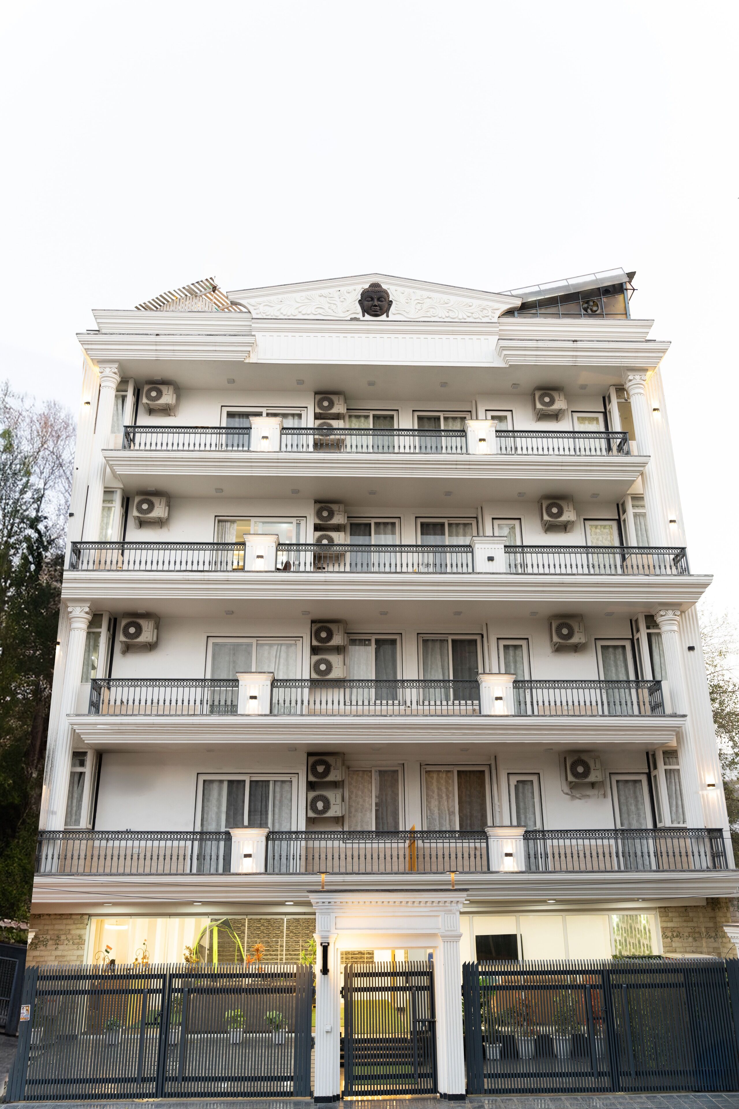 Bagian depan properti