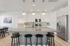 Townhome, 5 Bedrooms | Private kitchen | Fridge, oven, coffee/tea maker, toaster - Sand Cove Retreat 5 Bedroom Townhouse (Hurricane)