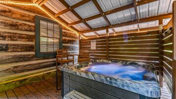 Ferienhütte, 3 Schlafzimmer | Innen-Whirlpool