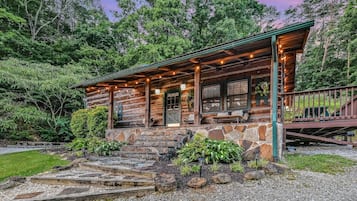 Cabin, 3 Bedrooms | Exterior