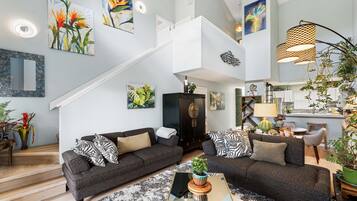Condo, 2 Bedrooms | Living area | Smart TV