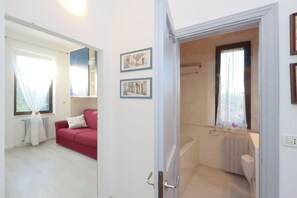 3 Schlafzimmer, Bügeleisen/Bügelbrett, Reisekinderbett, kostenloses WLAN