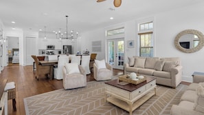 Smart TV - 30A Stay with Pool, Golf Cart & Beach Access + Free Dolphin Cruise! (Santa Rosa Beach)