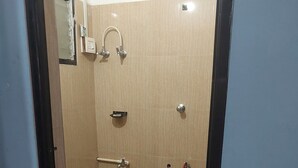 Economy Shared Dormitory, Balcony, Garden View | Bathroom - SH Bar & Restaurant (Chirawa)