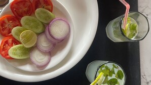 Breakfast meal - SH Bar & Restaurant (Chirawa)