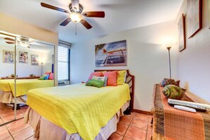 2 bedrooms, iron/ironing board, free WiFi, bed sheets