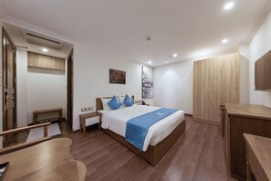 Standard Room | Desk, laptop workspace, free WiFi - Hanoi Sail Hotel (Hanoi)