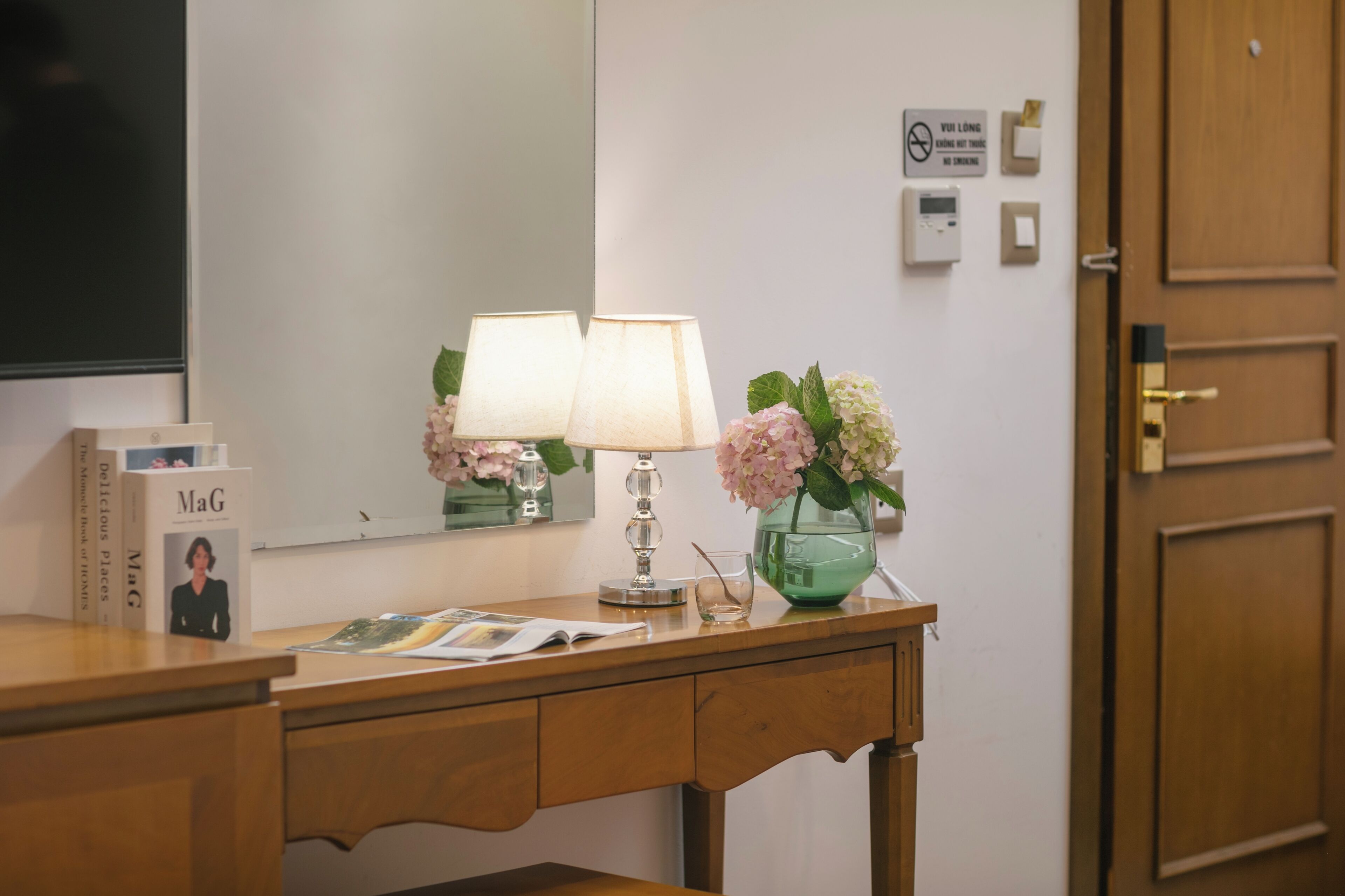 Standard Triple Room | Desk, laptop workspace, free WiFi