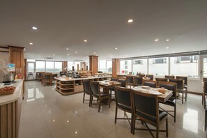 Buffet - Hanoi Sail Hotel (Hanoi)