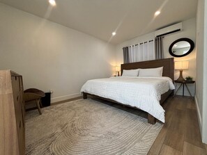 1 Schlafzimmer, Zimmersafe, Bügeleisen/Bügelbrett, kostenloses WLAN