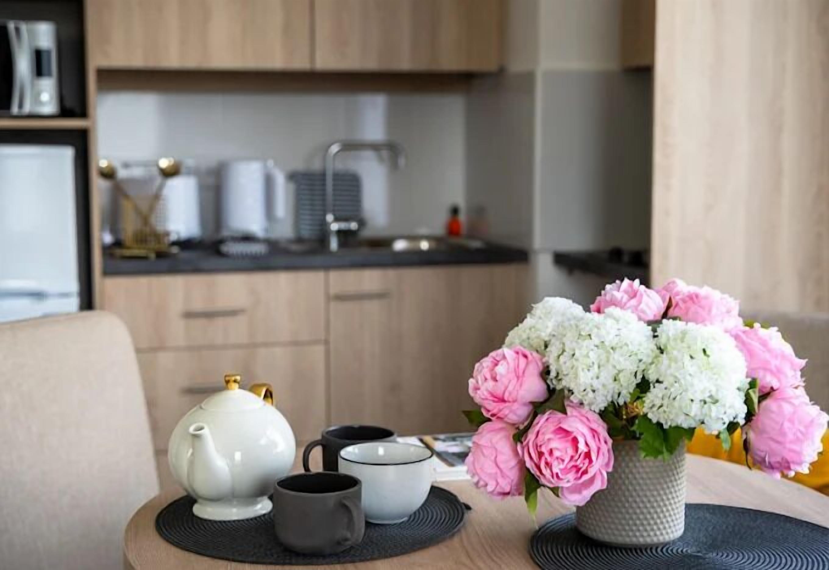 매일 유럽식 아침 식사(1인당 EUR 8)