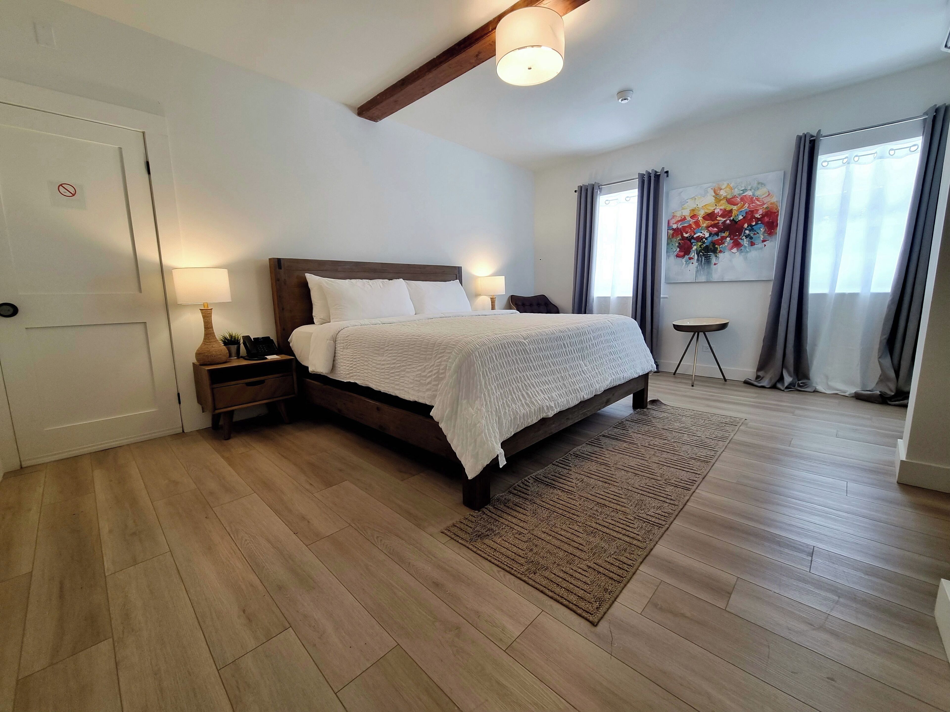 1 bedroom, in-room safe, iron/ironing board, free WiFi