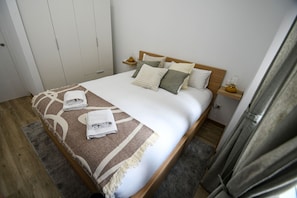 2 Schlafzimmer, Bügeleisen/Bügelbrett, WLAN, Bettwäsche