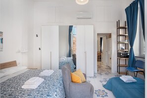1 chambre, fer et planche à repasser, Wi-Fi, draps fournis