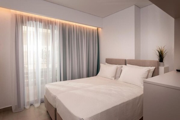 2 makuuhuonetta, silitysrauta/-lauta, Wi-Fi, vuodevaatteet