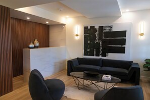 Lobby - Hillcrest Boutique Hotel, Main Villa Ground Floor Deluxe King (St.George's)