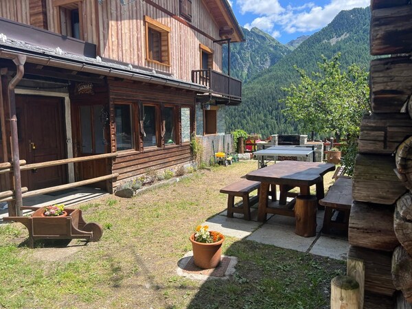 Modern Family Chalet Stunning Mountain - Champoluc