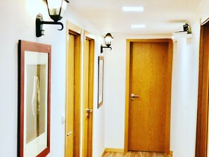 Appartement, 6 chambres, fumeurs, balcon | Intérieur