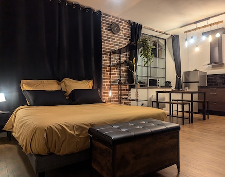 Studio | 1 bedroom, premium bedding, free WiFi, bed sheets