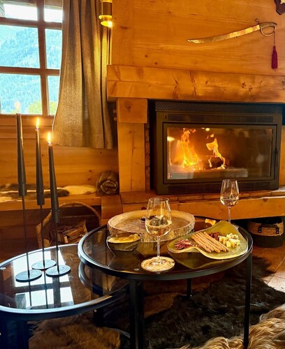 Chalet en face du massif du Mont-Blanc à  Saint-Nicolas de Véroce